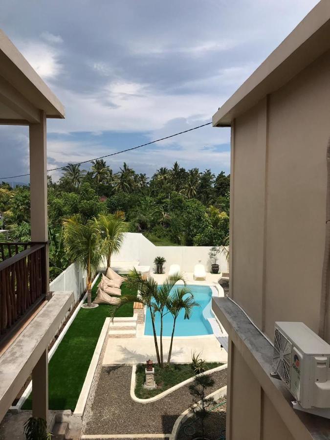 Kelapa Surf Villa Пулукан Екстериор снимка